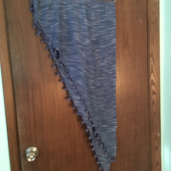 Blue knit boho scarf/shawl - Picture 3 of 5